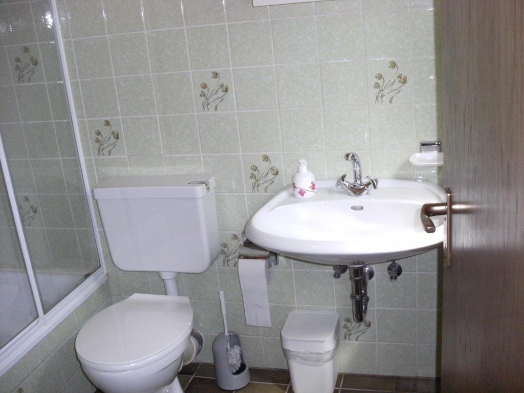 Haus Sonneneck Hotel Medebach Room photo