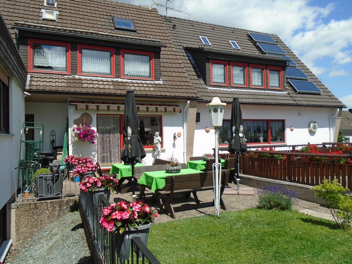 Haus Sonneneck Hotel Medebach Exterior photo